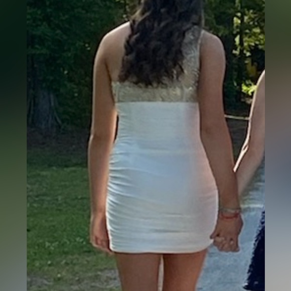 -ONLY WORN ONCE - Picture 2 of 2